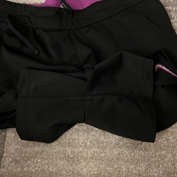 Nike shorts - Picture 4 of 6